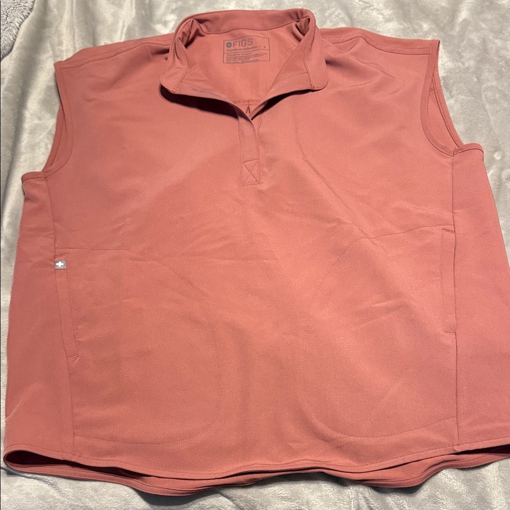 Figs Mauve Rafaela top